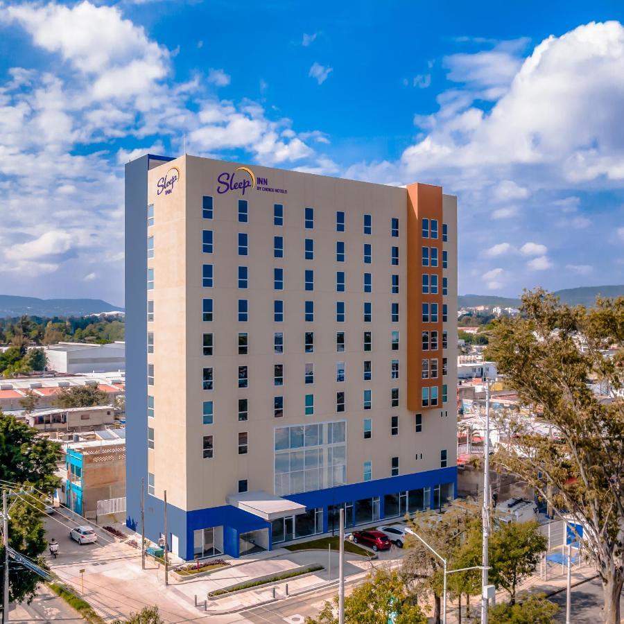 Sleep Inn Guadalajara Galerias Exteriör bild
