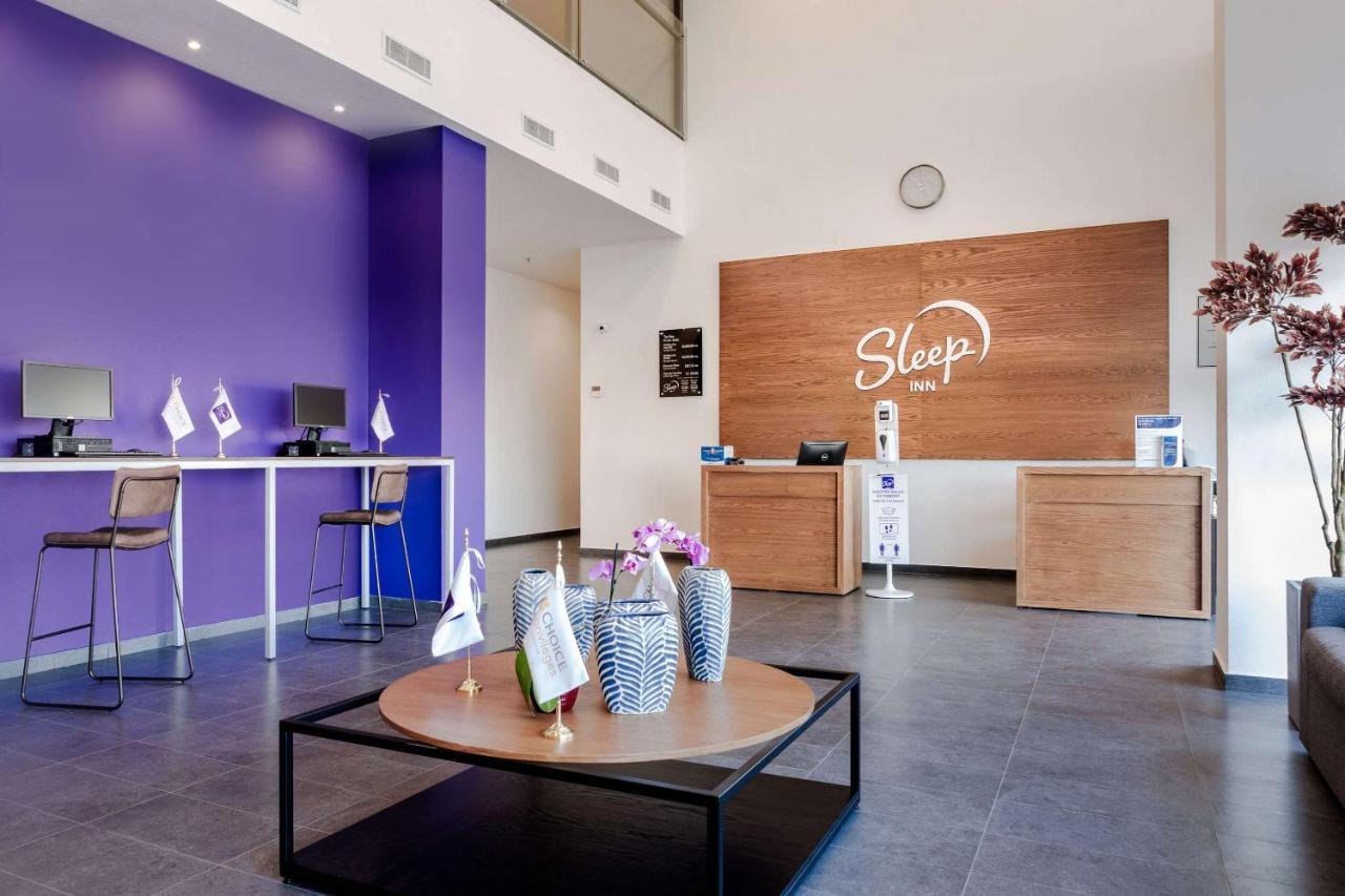 Sleep Inn Guadalajara Galerias Exteriör bild